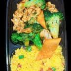 Best Chicken w. Broccoli (Lunch Special) in Stamford, CT